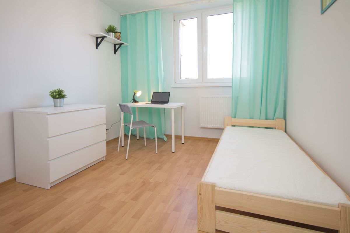 Pokój do wynajęcia - 1