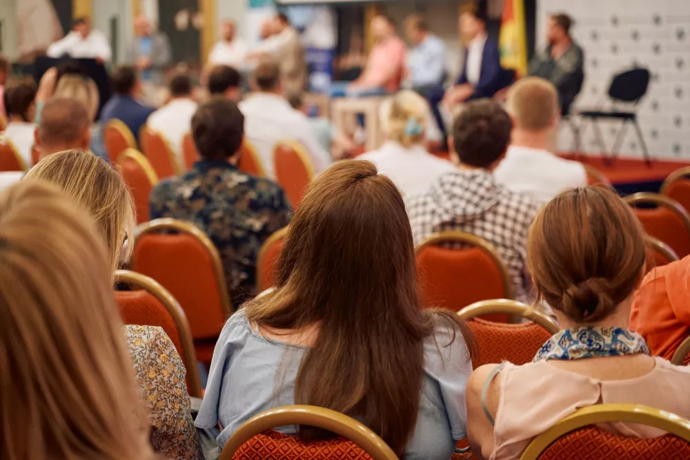 Publicznosc podczas seminarium w auli