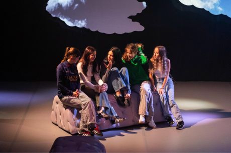 Dziewczyny, reż. Gosia Wdowik